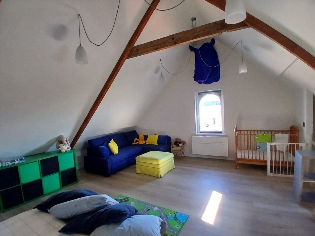 Open room with height at The Jacob House